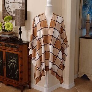 Like New! Rachel Zoe Ruana/Poncho with Fringe One Size